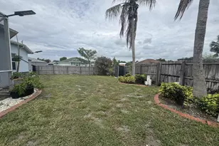 997 SW Hamberland Ave, Port Saint Lucie, FL 34953 - Photo 23