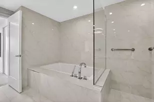20155 Boca W Dr, Boca Raton, FL 33434 - Photo 25