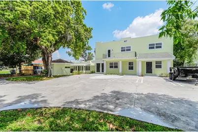 627 Bunker Road, West Palm Beach, FL 33405 - Photo 1