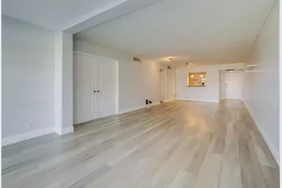 2651 S Course Drive #109, Pompano Beach, FL 33069 - Photo 9