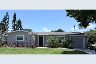 907 Antigua Avenue, Fort Pierce, FL 34982 - Photo 1