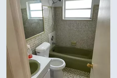 5139 NW 43rd Court, Lauderdale Lakes, FL 33319 - Photo 5