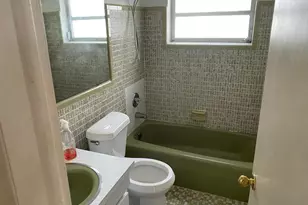 5139 NW 43rd Ct, Lauderdale Lakes, FL 33319 - Photo 5
