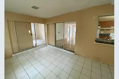 5139 NW 43rd Court, Lauderdale Lakes, FL 33319 - Photo 11