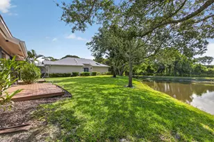 6057 Brandon St, Palm Beach Gardens, FL 33418 - Photo 37