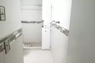 2201 NE 66th St, Fort Lauderdale, FL 33308 - Photo 13
