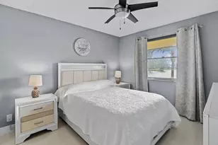 5530 Lakeside Dr, Margate, FL 33063 - Photo 11