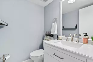 5530 Lakeside Dr, Margate, FL 33063 - Photo 15