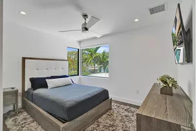 918 SE 8th Street, Fort Lauderdale, FL 33316 - Photo 19