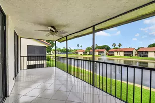 10231 N Circle Lake Dr, Boynton Beach, FL 33437 - Photo 17