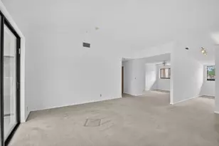 10231 N Circle Lake Dr, Boynton Beach, FL 33437 - Photo 15