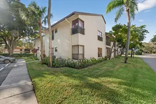 4467 Carambola Cir S, Coconut Creek, FL 33066 - Photo 23