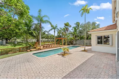 2641 Regalia Way, Cooper City, FL 33026 - Photo 9