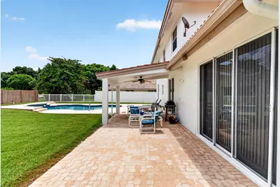 6305 Blue Bay Circle, Lake Worth, FL 33467 - Photo 85