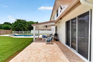 6305 Blue Bay Cir, Lake Worth, FL 33467 - Photo 85