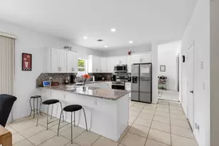 6305 Blue Bay Cir, Lake Worth, FL 33467 - Photo 15