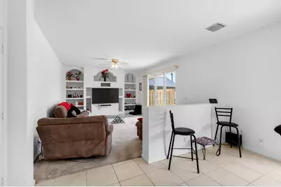 6305 Blue Bay Circle, Lake Worth, FL 33467 - Photo 37