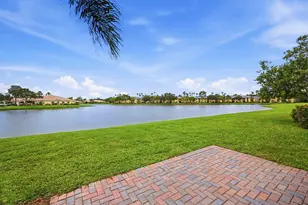 2340 Windjammer Way, West Palm Beach, FL 33411 - Photo 19