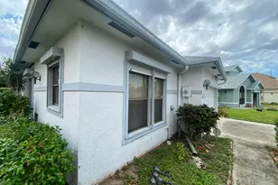 62 Willow Cir, Boynton Beach, FL 33436 - Photo 3