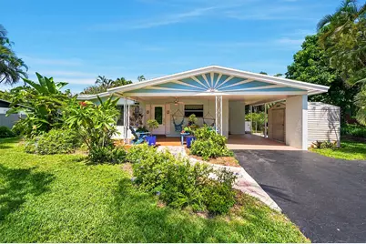 2417 NW 7th Avenue, Wilton Manors, FL 33311 - Photo 1
