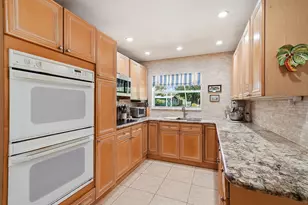 2417 NW 7th Ave, Wilton Manors, FL 33311 - Photo 5
