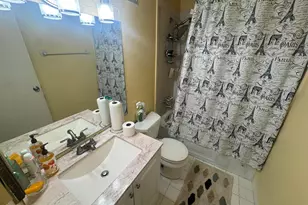 6080 NW 44th St, Lauderhill, FL 33319 - Photo 11
