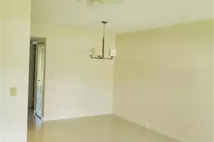 251 SW 134th Way, Pembroke Pines, FL 33027 - Photo 5
