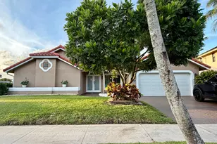 14211 Appalachian Trail, Davie, FL 33325 - Photo 1