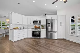 14211 Appalachian Trail, Davie, FL 33325 - Photo 11