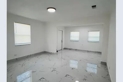525 NW 22nd Avenue, Fort Lauderdale, FL 33311 - Photo 13