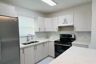 525 NW 22nd Ave, Fort Lauderdale, FL 33311 - Photo 9