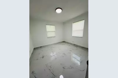 525 NW 22nd Avenue, Fort Lauderdale, FL 33311 - Photo 17