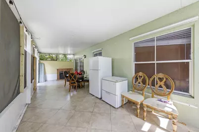 6582 Bayfront Drive, Margate, FL 33063 - Photo 23