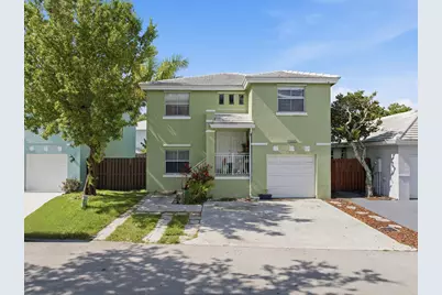 6582 Bayfront Drive, Margate, FL 33063 - Photo 17