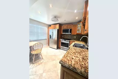 2402 Antigua Circle #E3, Coconut Creek, FL 33066 - Photo 5