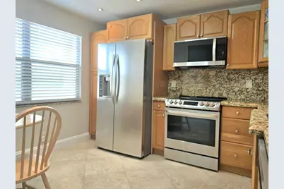 2402 Antigua Circle #E3, Coconut Creek, FL 33066 - Photo 3