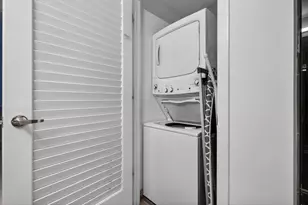 1010 Brickell Ave, Miami, FL 33131 - Photo 25