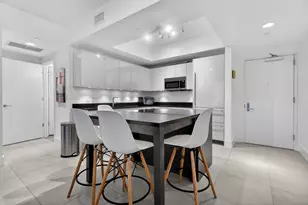 1010 Brickell Ave, Miami, FL 33131 - Photo 5