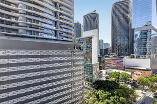 1010 Brickell Ave, Miami, FL 33131 - Photo 9