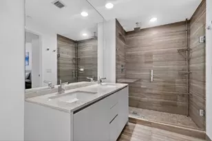 1010 Brickell Ave, Miami, FL 33131 - Photo 21