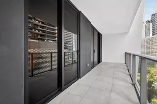 1010 Brickell Ave, Miami, FL 33131 - Photo 29