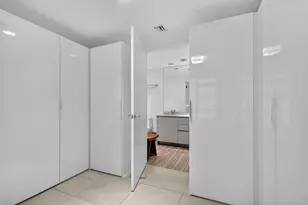 1010 Brickell Ave, Miami, FL 33131 - Photo 19