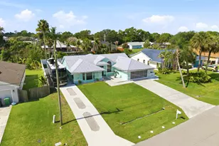 532 SE Majestic Terrace, Port Saint Lucie, FL 34983 - Photo 1