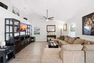 532 SE Majestic Terrace, Port Saint Lucie, FL 34983 - Photo 17