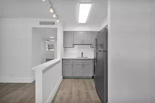 4051 NE 13th Ave, Oakland Park, FL 33334 - Photo 27