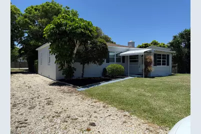 332 S Swinton Avenue S, Delray Beach, FL 33444 - Photo 1