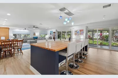 904 W Cypress Lane #V-46, Pompano Beach, FL 33069 - Photo 3