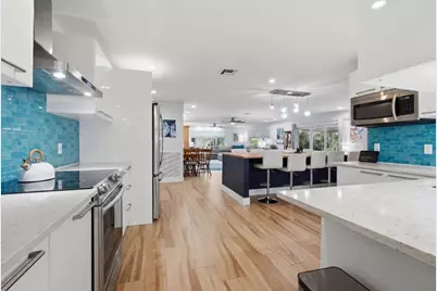 904 W Cypress Lane #V-46, Pompano Beach, FL 33069 - Photo 11