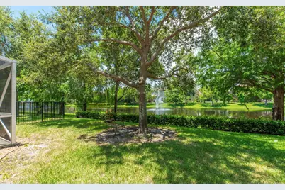 1088 Grove Park Circle, Boynton Beach, FL 33436 - Photo 27