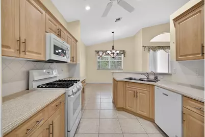 171 NW Lawton Road, Port Saint Lucie, FL 34986 - Photo 15